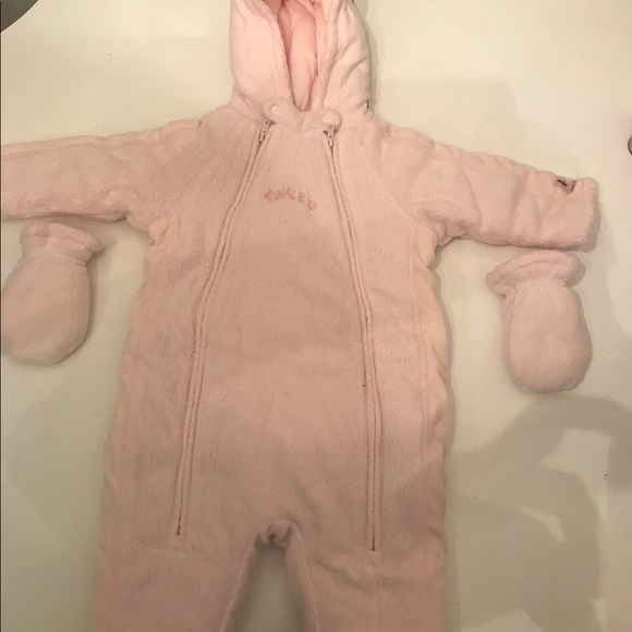 New One piece baby snowsuit that is light pink - Picture 1 of 2